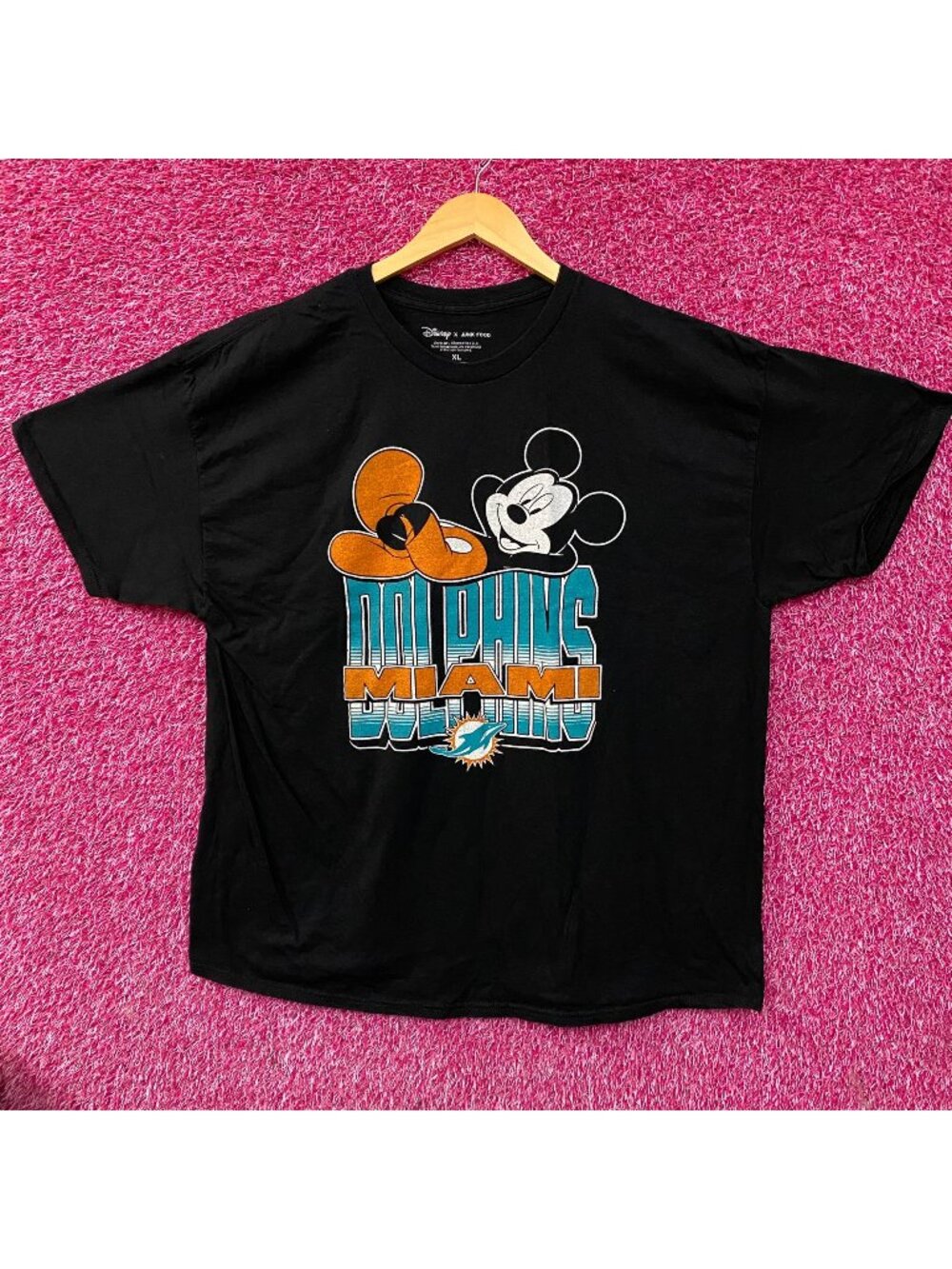 Disney x Junk Food Miami Dolphins Mickey Mouse Kick Back T-Shirt XL